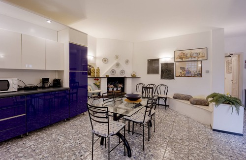 Sanremo Apartment | Exclusive villaapartment in residential area close to the sandy beaches six beds