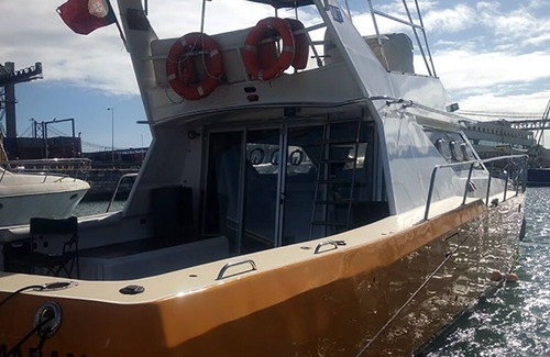 Lapa Boat Rental | Exclusive yacht Rental - 46Ft The most spacious in its category.