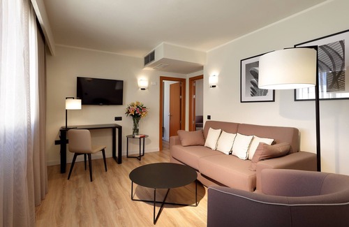 Penya-roja Hotel | Exe Rey Don Jaime Hotel