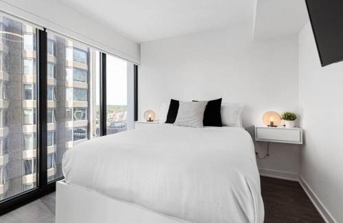 Bloor-Yorkville House | Executive 1BR-1BA Condo in the heart of downtown