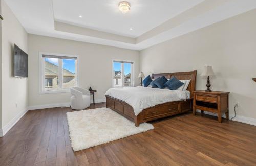 Brampton House | Executive 5BR-4BATH Detached Bramp/Miss Border