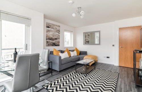 Central Aberdeen Apartment | Executive Apartment, Free Parking, West End