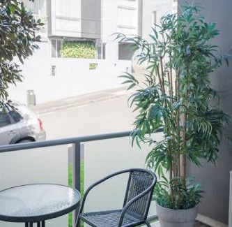 Freemans Bay House | Executive city-fringe Townhouse