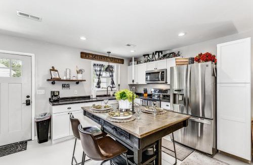 Wichita House | Executive Cottage