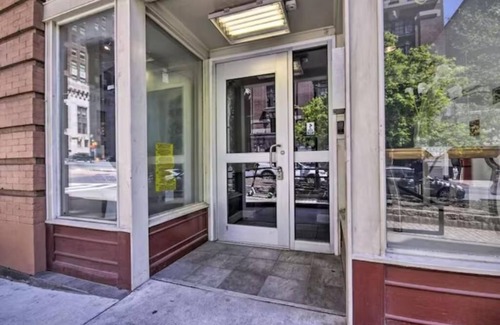 Downtown Baltimore Apartment | Executive furnished rentals at Light St