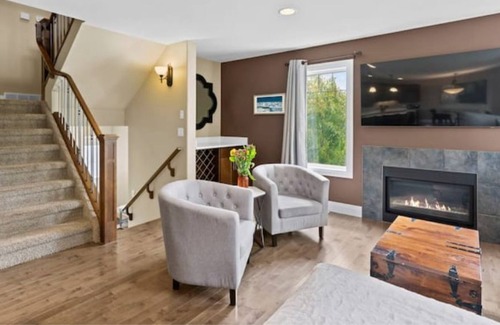 Saskatoon House | Executive Getaway
