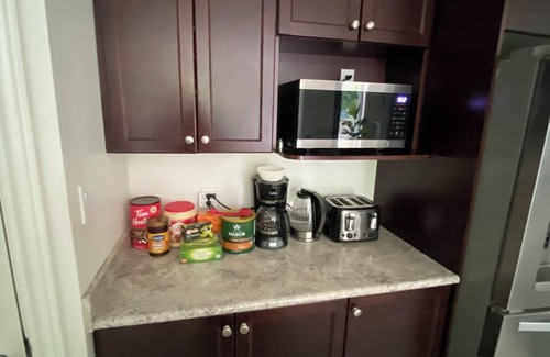 Bowmanville House | Executive Home Away From Home