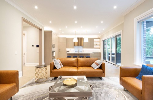 Islington House | Executive Home in Etobicoke Near Downtown Toronto