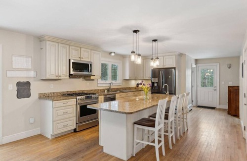 Falmouth House | Executive home minutes from Portland