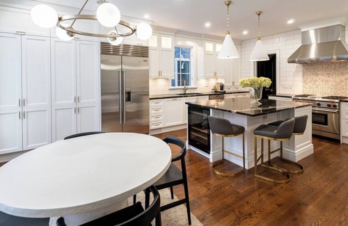 North York House | Executive Home With Luxury Amenities and Large Private Yard