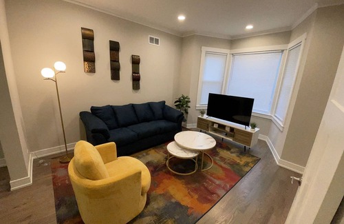 Austin Apartment | EXECUTIVE HOUSING fully furnished with utilities included!