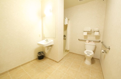Upper Marlboro Hotel | Executive Inn And Suites