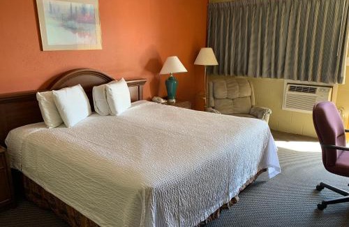 Dodge City Hotel | Executive Inn Dodge City, KS