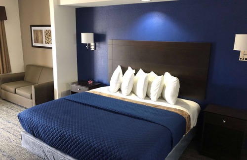 Joaquin Hotel | Executive Inn & Suites Joaquin