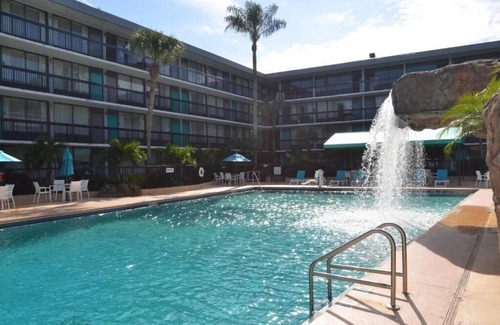 Altamonte Springs Apartment | Executive King Room Near Cranes Roost Park ORL