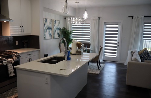 Leduc County House | Executive Modern Family Haven short stays
