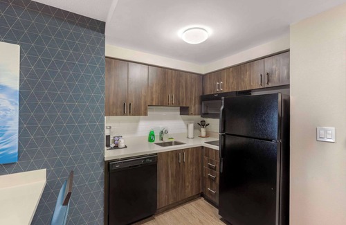 Gateway Hotel | Executive Residency by Best Western Toronto-Mississauga