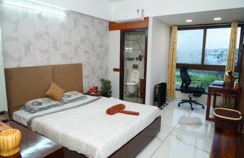 Rau Apartment | Executive Retreat
