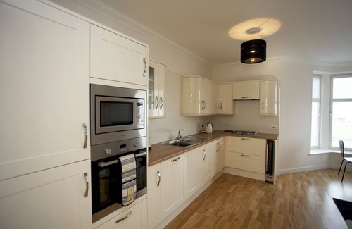 Banff House | Executive Self Catering Holiday Townhouse with excellent sea view
