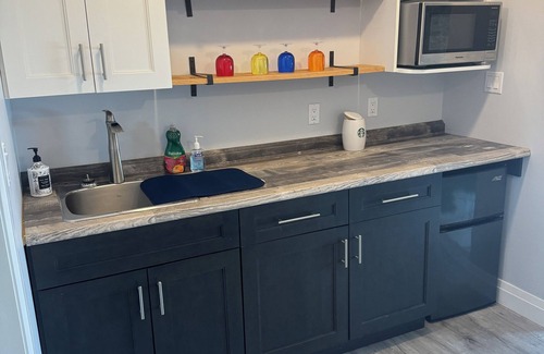 Rodney Apartment | Executive Suite - Marigold Suites - Suite 2