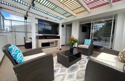 Engativa Apartment | Exelente y acogedora terraza!