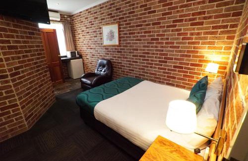 Griffith Hotel | Exies Bagtown