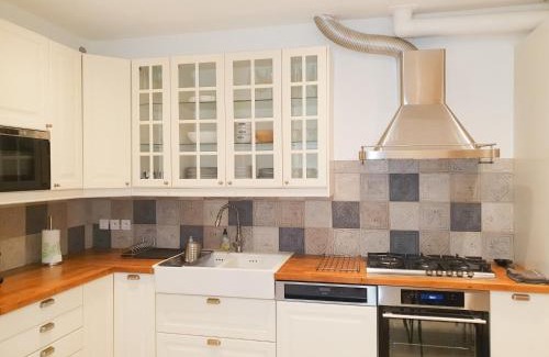 Saint-Germain-en-Laye House | EXIGEHOME - Ici habita Voltaire-Maison en plein centre-ville