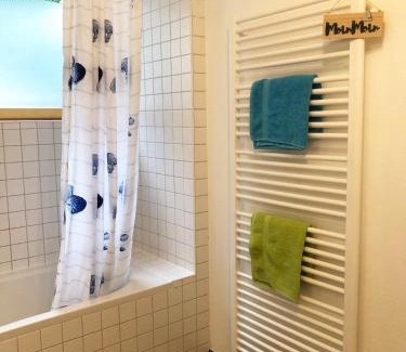 Pfullingen Apartment | Exklusive Ferienwohnung m. Terrasse, ruhig gelegen
