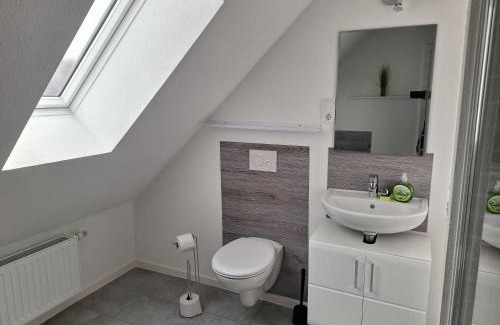 Melsungen Apartment | Exklusive Wohlfühloase mit 7 Einzelbetten großer Balkon MwSt ausweisbar in toller Lage von Melsungen
