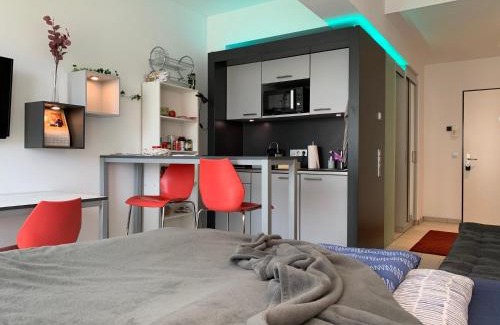 Oststadt Apartment | Exklusive Wohlfühloase by Rabe - Parkplatz, Smart-TV, Netflix
