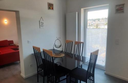 Melsungen Apartment | Exklusive Wohnoase mit 3 Schlafzimmern MwSt ausweisbar großer Balkon in toller Lage von Melsungen
