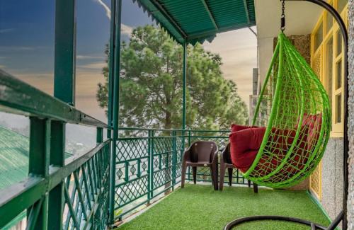 Dharampur Apartment | Exotic Stays I 1Bhk Apartment l Couple Friendly l Near Mall Road Kasauli