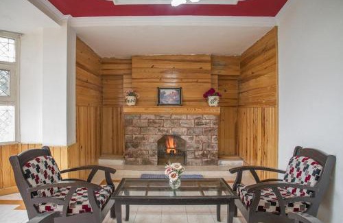 Dharampur Apartment | Exotic Stays I 1Bhk Apartment l Couple Friendly l Near Mall Road Kasauli
