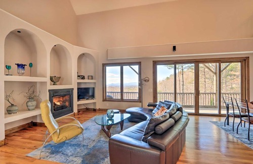Unaka House | Expansive Murphy Retreat with Mountain Views!