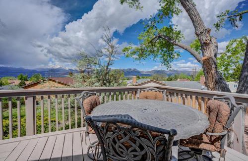 Briargate House | Expansive Peak Views, 6BR House, Near USAFA