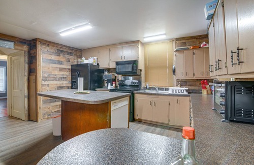 Wheatley House | Expansive Wheatley Home ~ 65 Mi to Memphis!