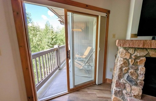Mountain House House | Expedition Station 8607 by SummitCove Vacation Lodging