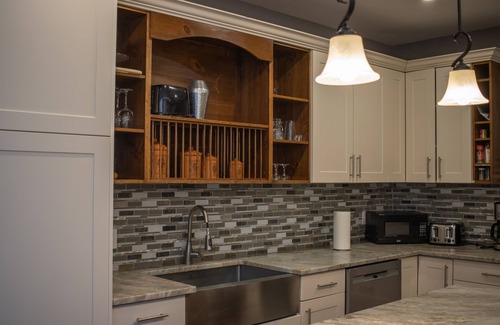 St-Adolphe-d'Howard Ski Chalet | Experience Cozy Lakeside Living at The Grand Miramont! 🌲🏞️