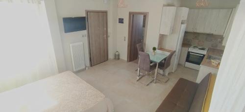 Platia Viktorias Apartment | Experience a nice view appartment-heart of Athens