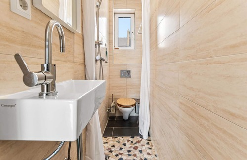 Karlsruhe City Centre Apartment | Experience a successful vacation in this charming vacation apartment in the heart of Karlsruhe.