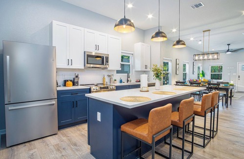 Denver Heights Cottage | Experience Convenience w/4br/3ba Near Alamodome
