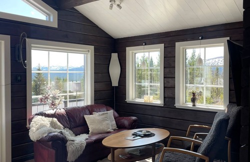 Undersaker Cabin | Experience Fjällkroken, an Exquisite Mountain Cabin Built in 2016