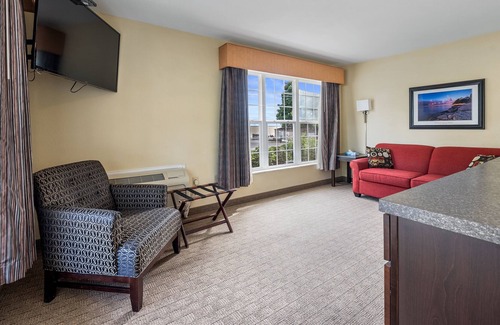 Kelleys Island House | Experience Island Tranquility at the Iroquois Suites Kelleys Island 216