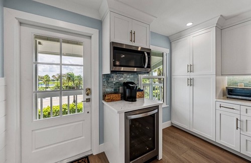 Boca Grande Condo | Experience luxury at Unit 84, a stunning 2-bedr 2-bath Gulf view condo in Boca Grande