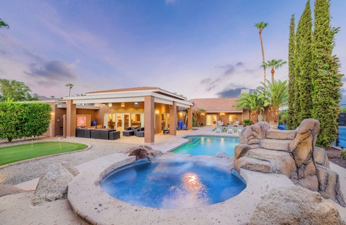 Paradise Heights House | Experience luxury in Central Scottsdale with heated pool, sports court, & slide!