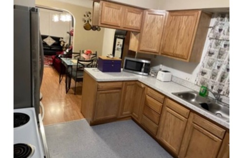 Detroit House | Experience Motor City like a true native