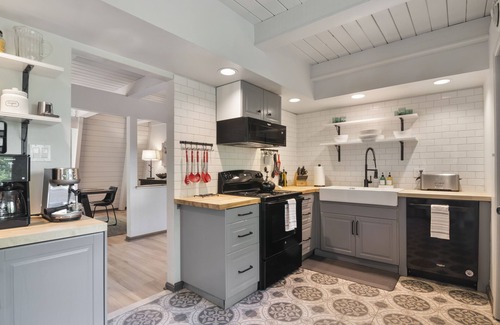 Basye House | Experience nature in your cozy retreat near Shenandoah Valley and Bryce Resort