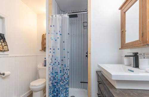 Kemptville Cabin | Experience Peace & Tranquility At Our Sovereign Cabin