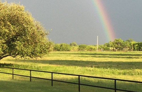 Santa Anna House | Experience Ranch Seclusion!