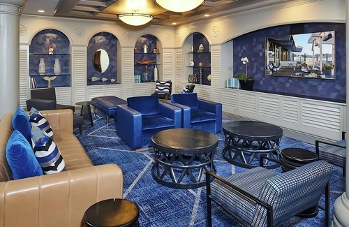 Berkeley Hotel | Experience Soothing Moments & Luxury! Indoor Pool, Balcony, Near Keller Beach